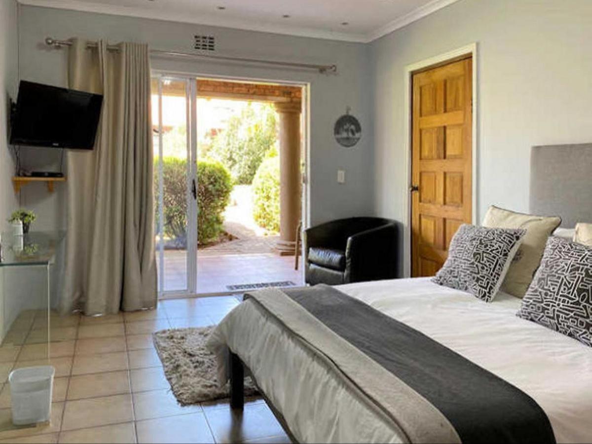 Tamarisk Guest Lodge Benoni Exterior foto
